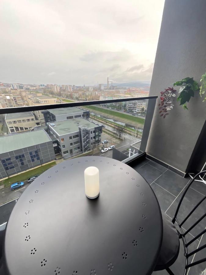 Palas Mall Apartment Q Residence Яссы Экстерьер фото